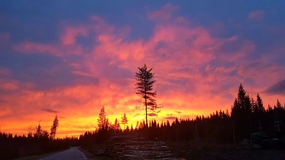 黄昏落日天空摄影图片